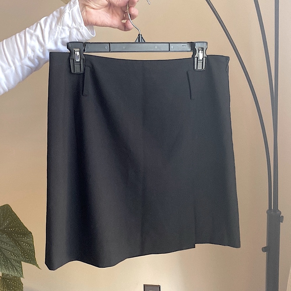 Classic black inc mini skirt
